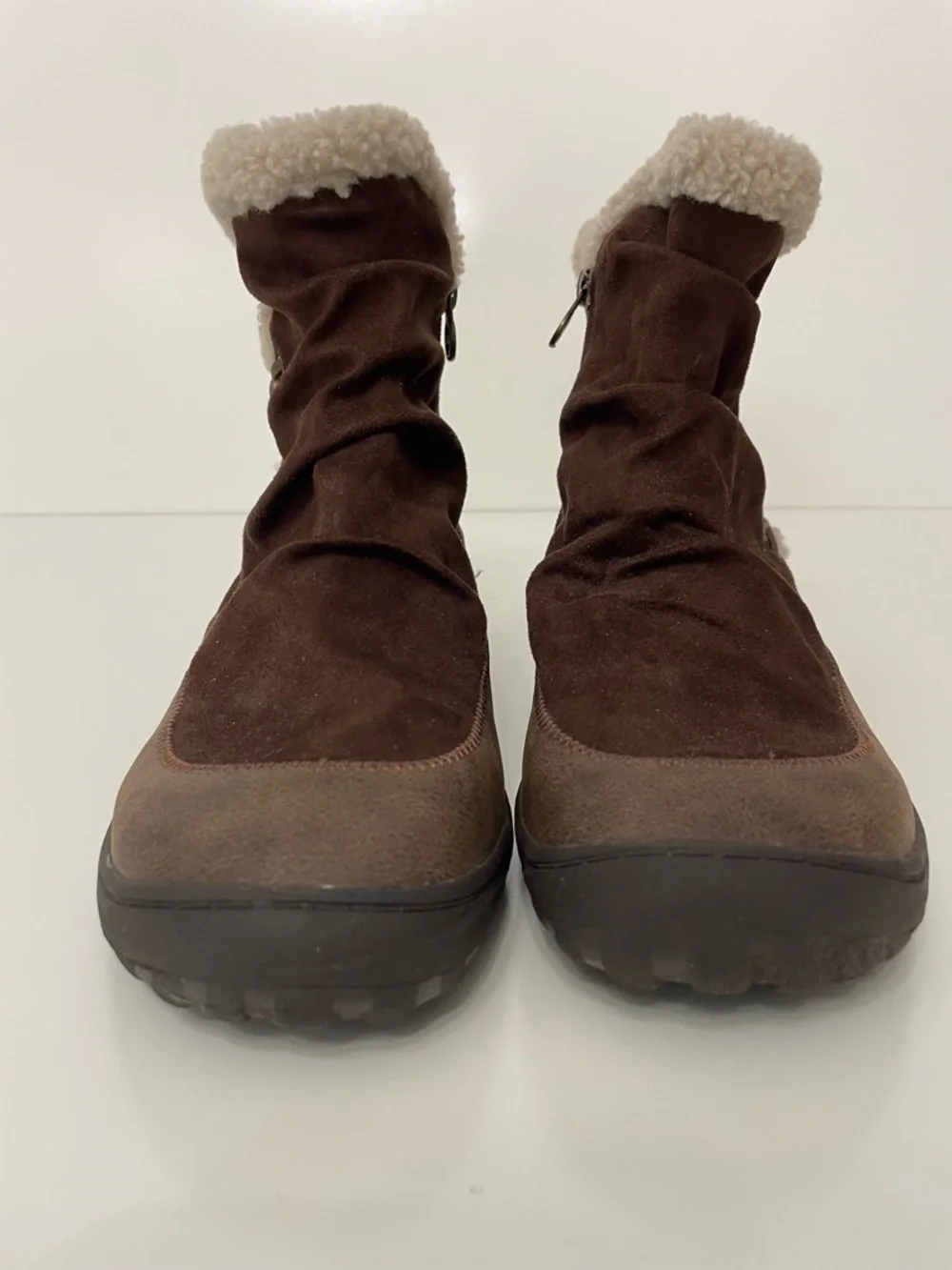 JBU Briar Chocolate Brown Micro Suede Shearling Winter Ankle Boots, size 10W